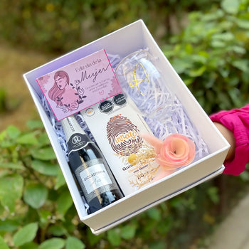 BOX MUJER ERES ÚNICA - DIA DE LA MUJER