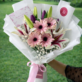 RAMO VIBRANTE - GERBERAS, LILIUMS & TULIPANES