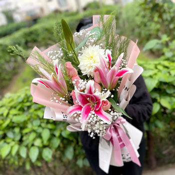 RAMO LILIUMS O LIRIOS ROSADOS MIX